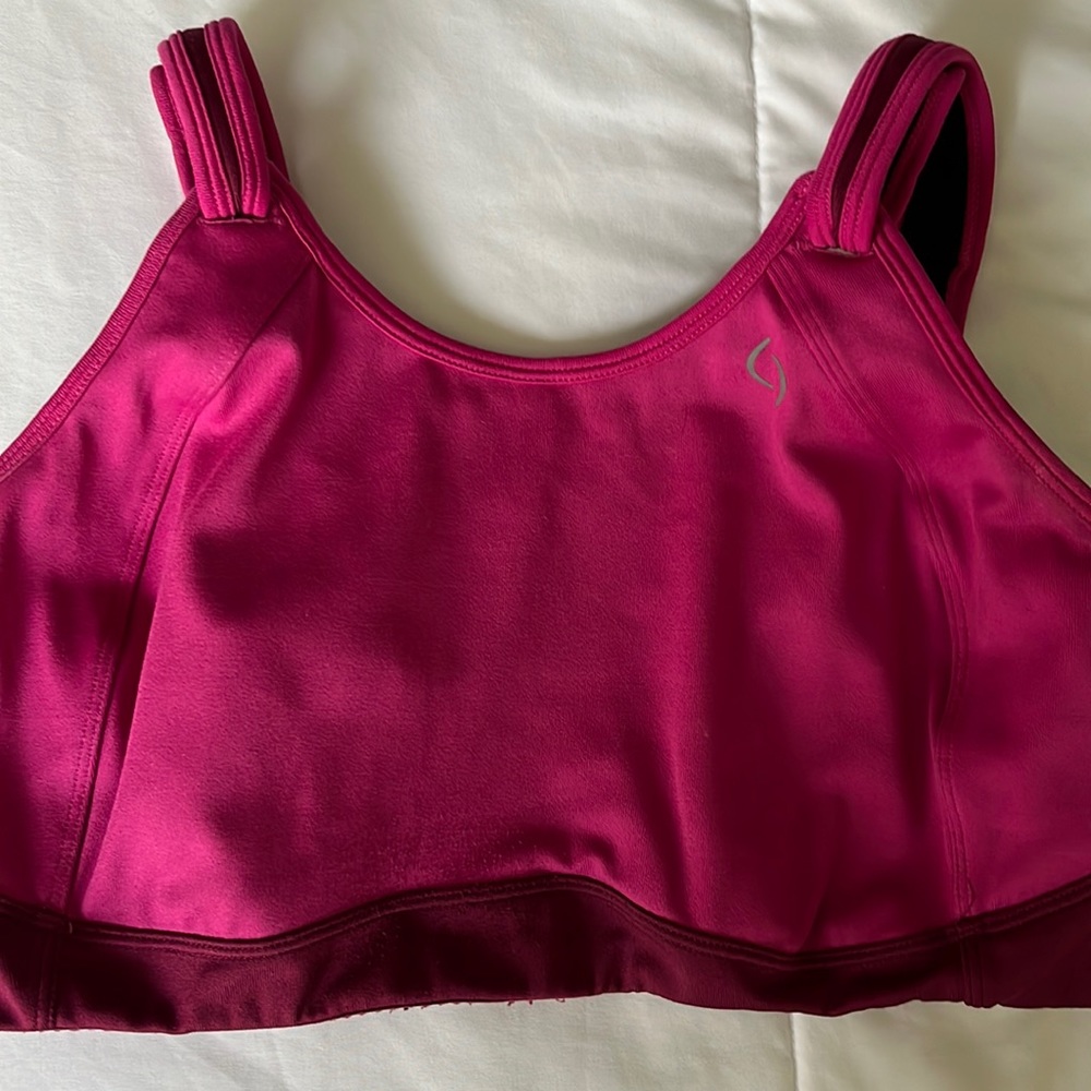 Moving Comfort Fiona 38DD sports bra